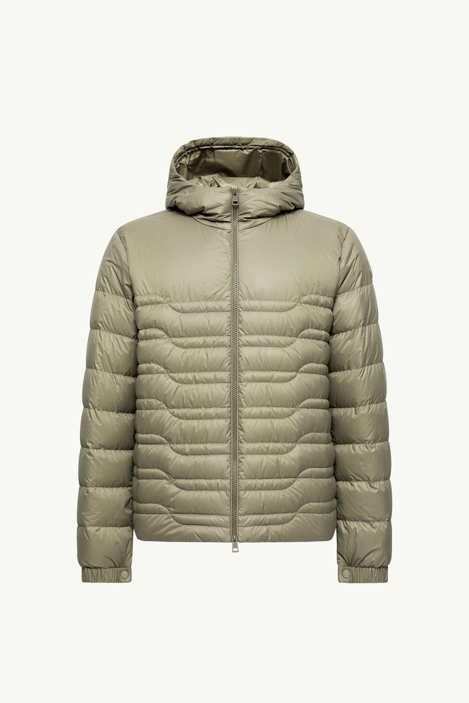 Aleso Hooded Geometric-Quilted Short Down Jacket