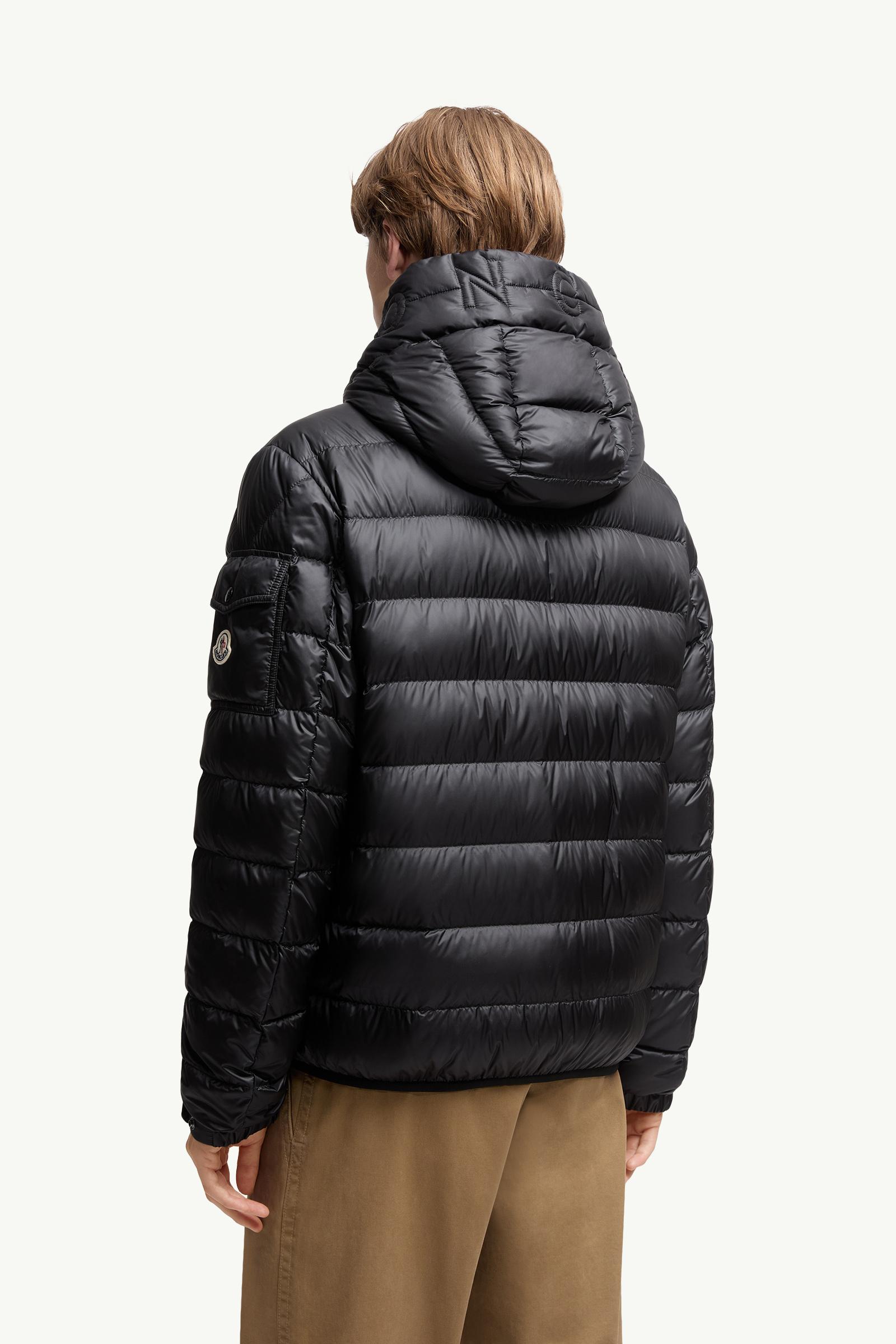 Najan Hooded Short Down Jacket